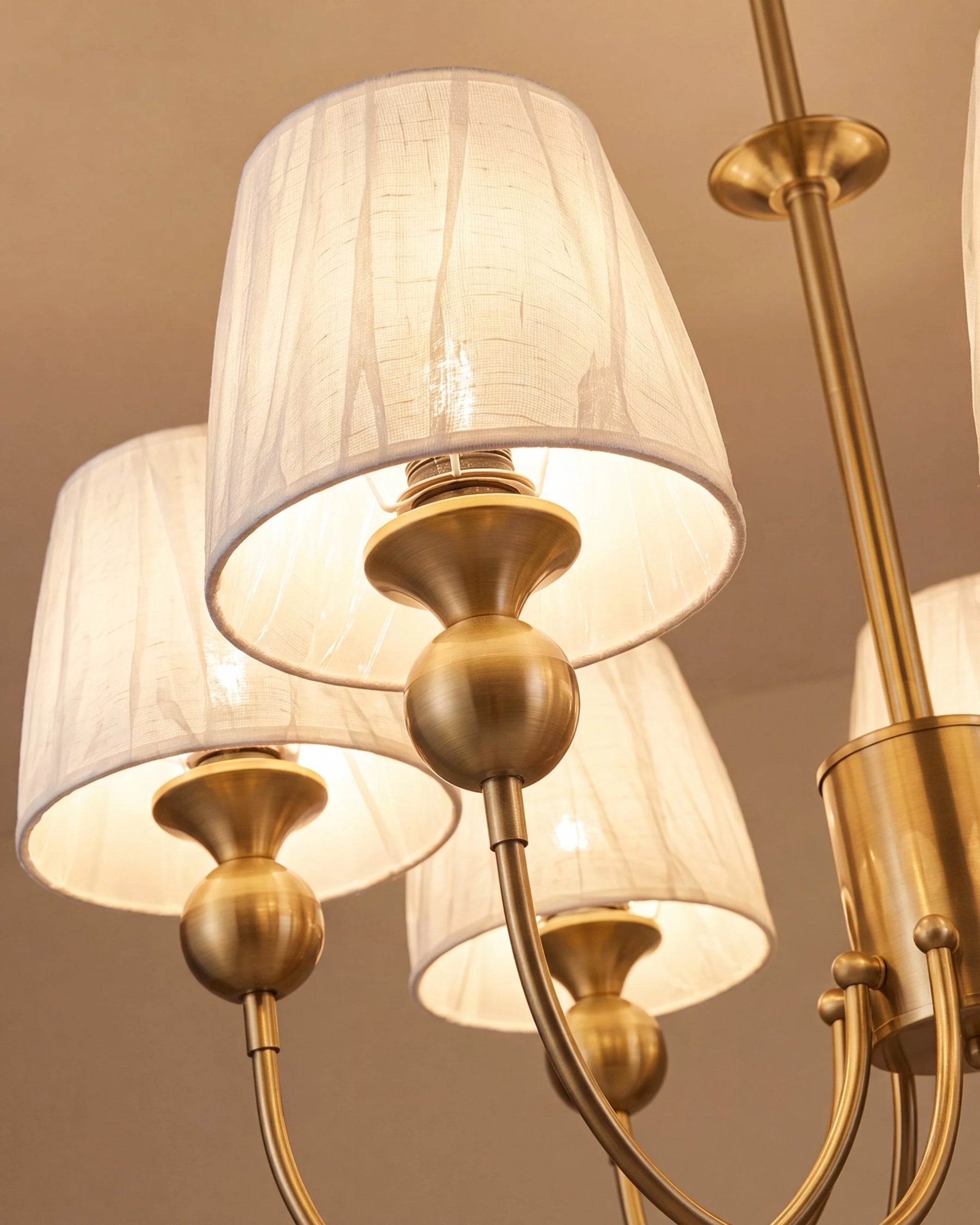 Heritage Shade Chandelier 