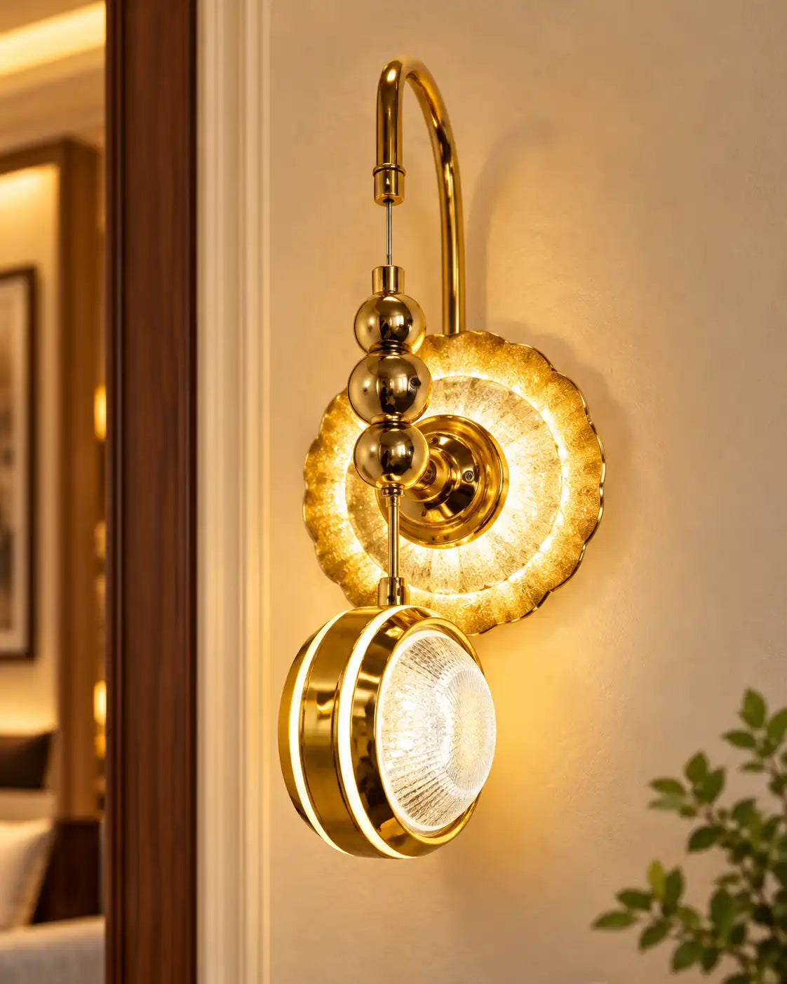 Solara Orbit Sculptural Wall Light
