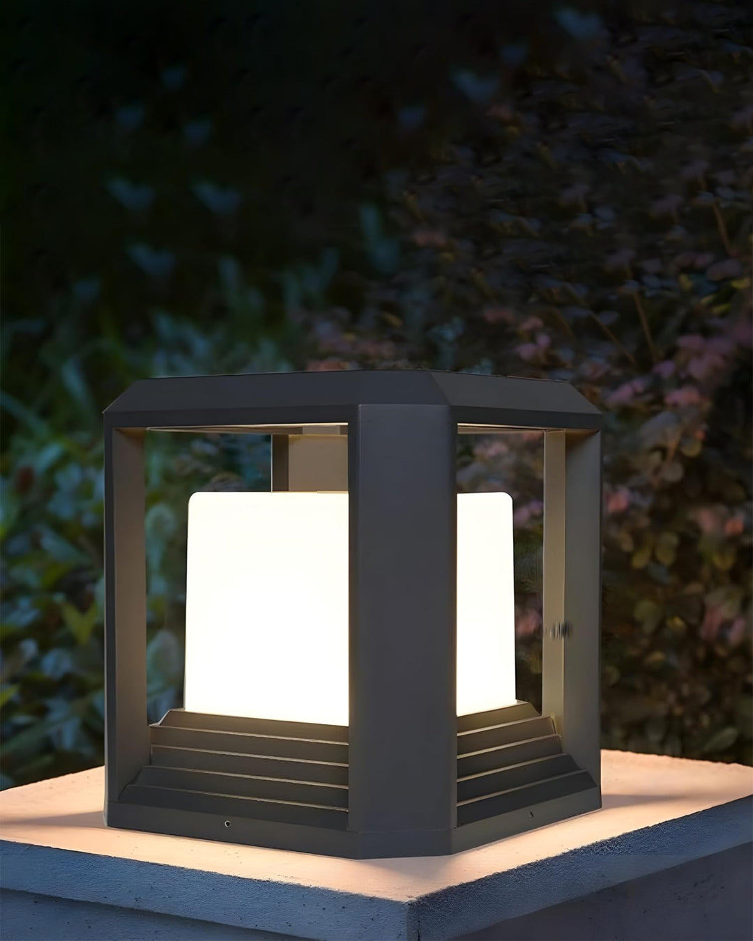 Modern Cube Outdoor Gate Light - Small 