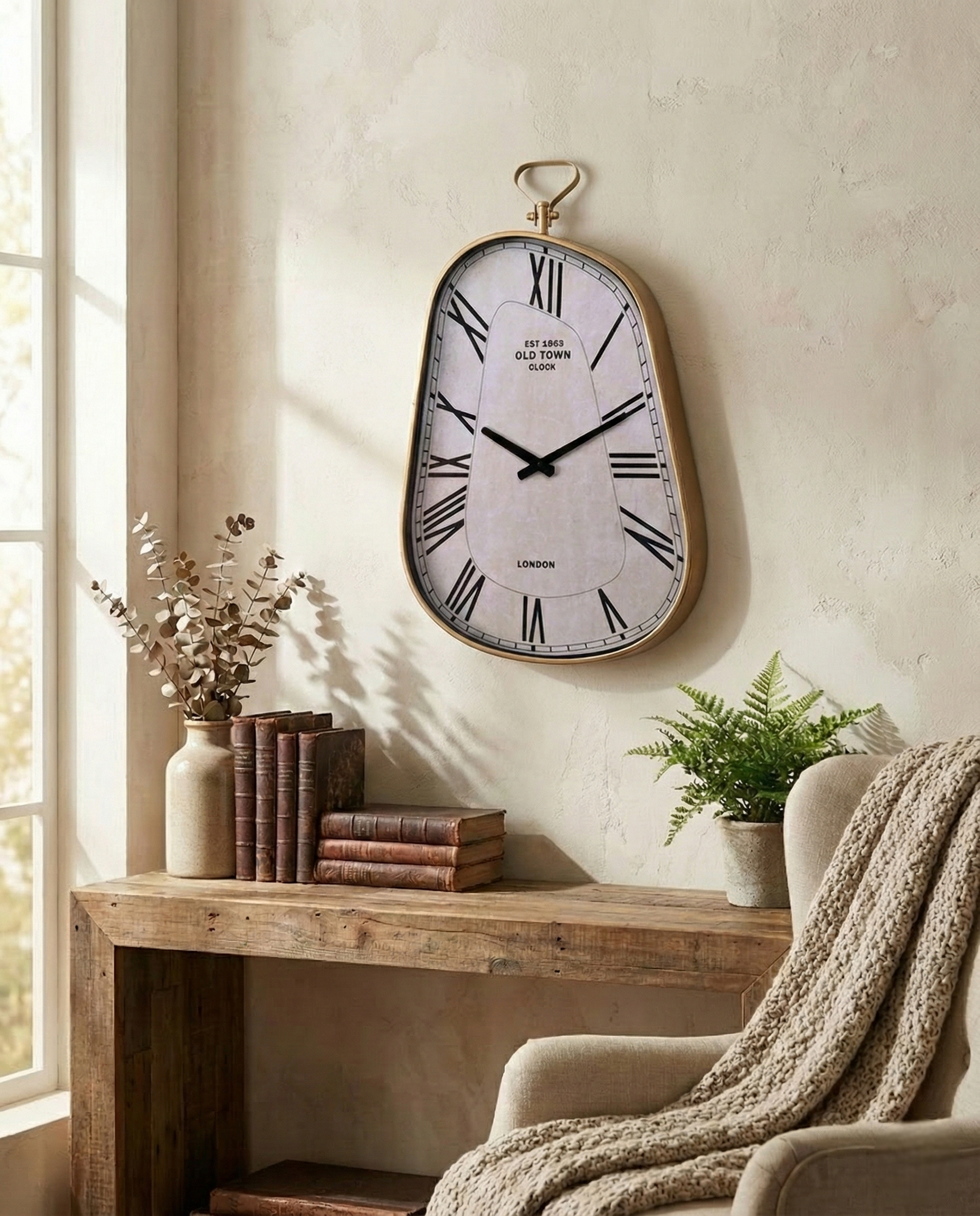 Vintage Curve Wall Clock - Gold 