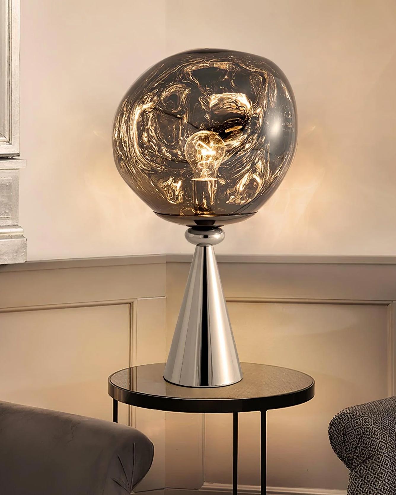 Cone Lava Table Lamp