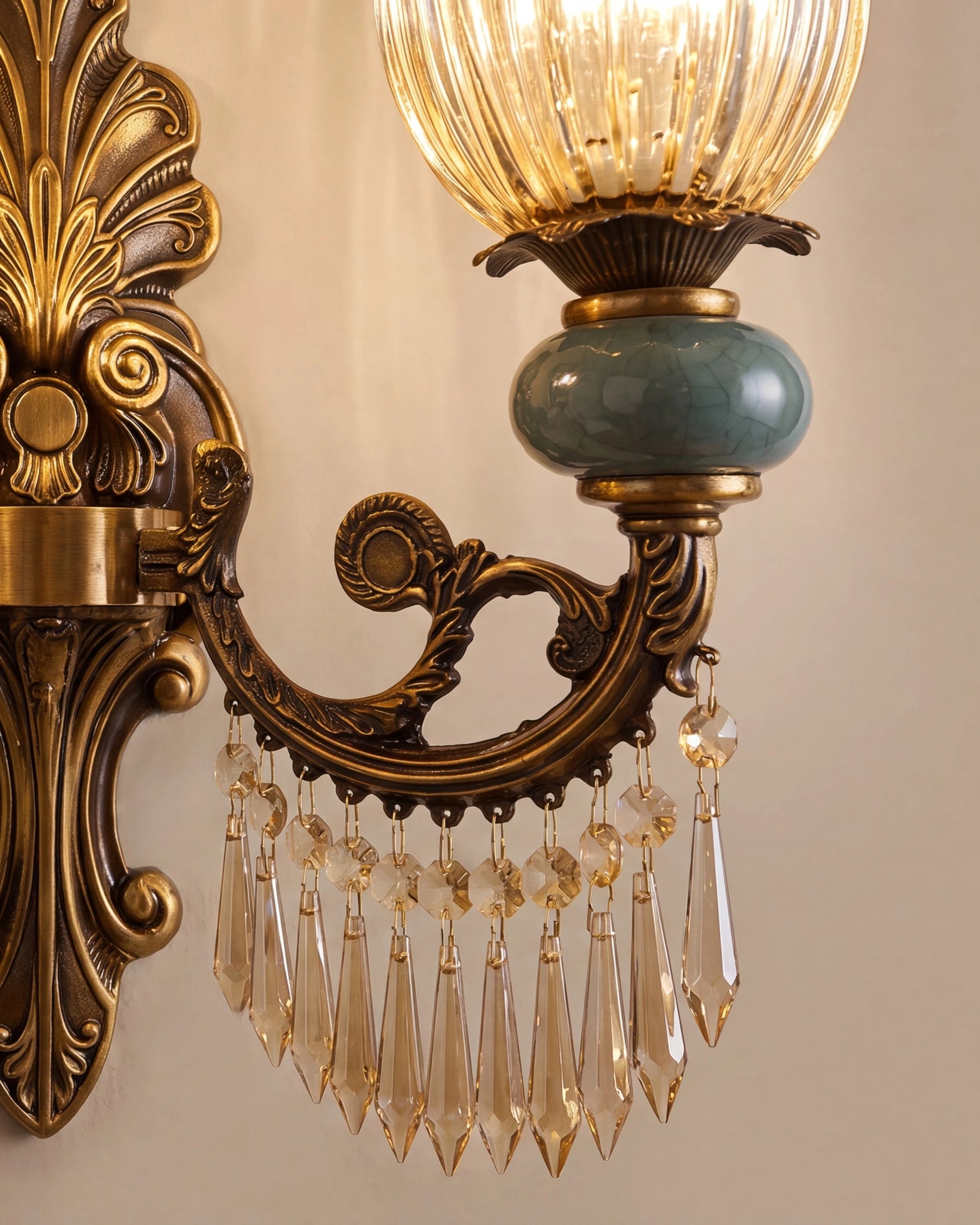 Emerald Petal Wall Light 
