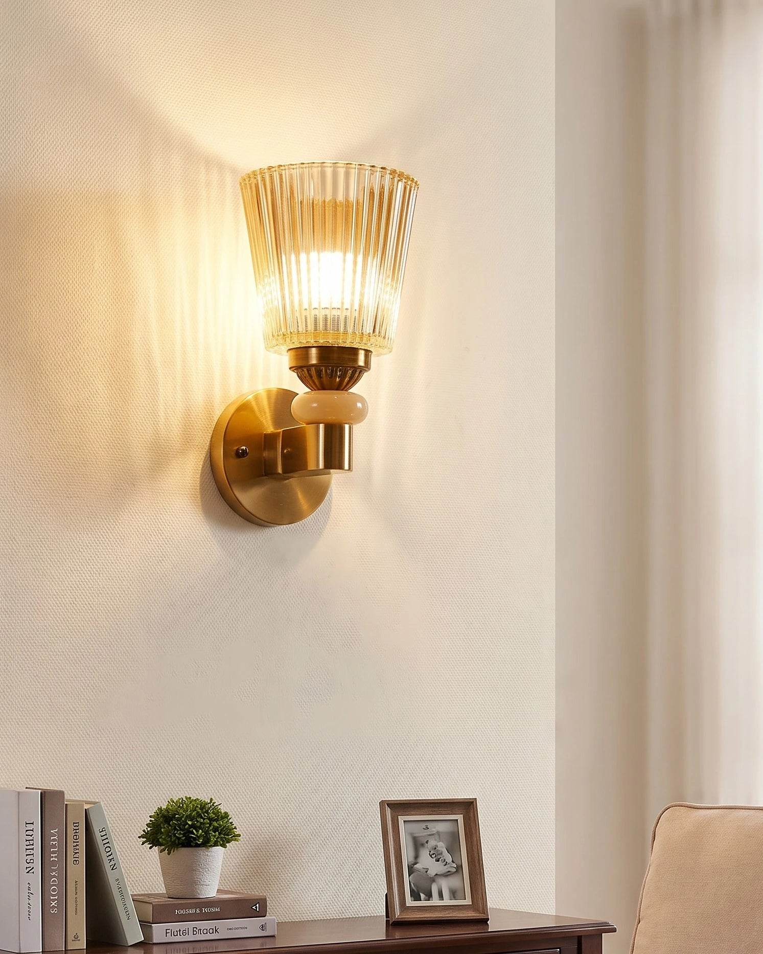 Ribbed Jade Wall Light 