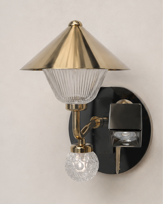 Auremont Heritage Lantern Wall Light 