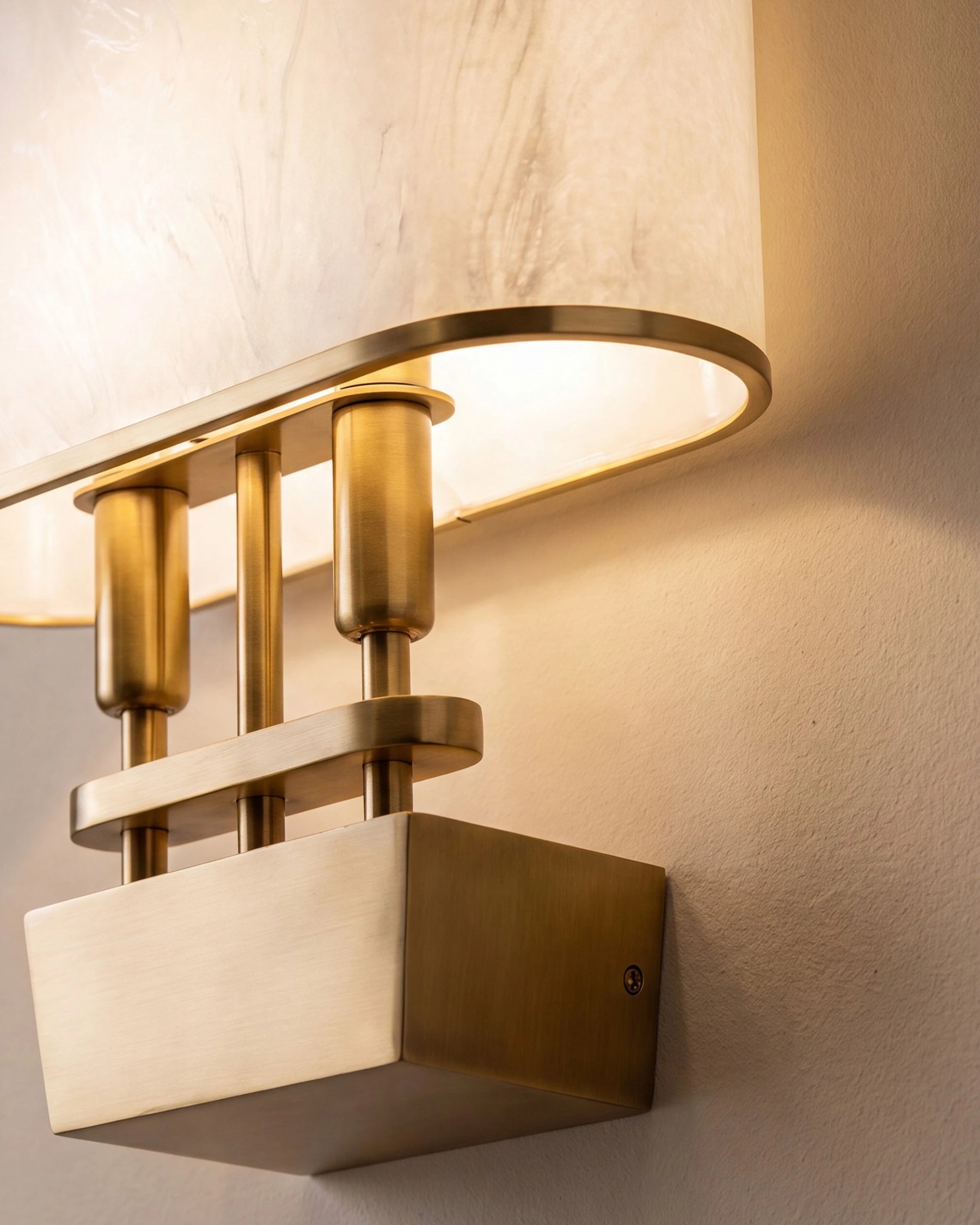 Auric Elegance Wall Light 
