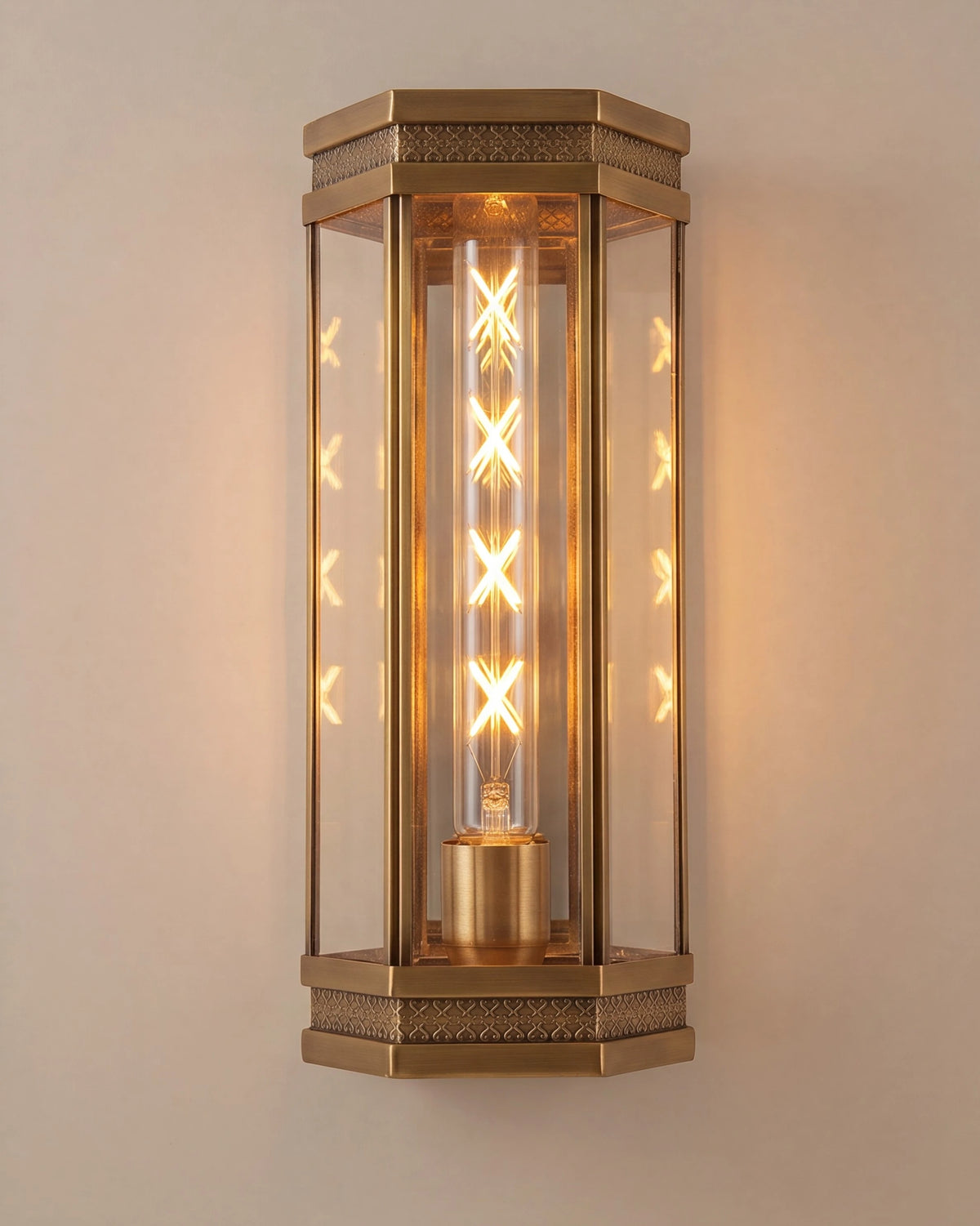 Heritage Lantern Wall Light