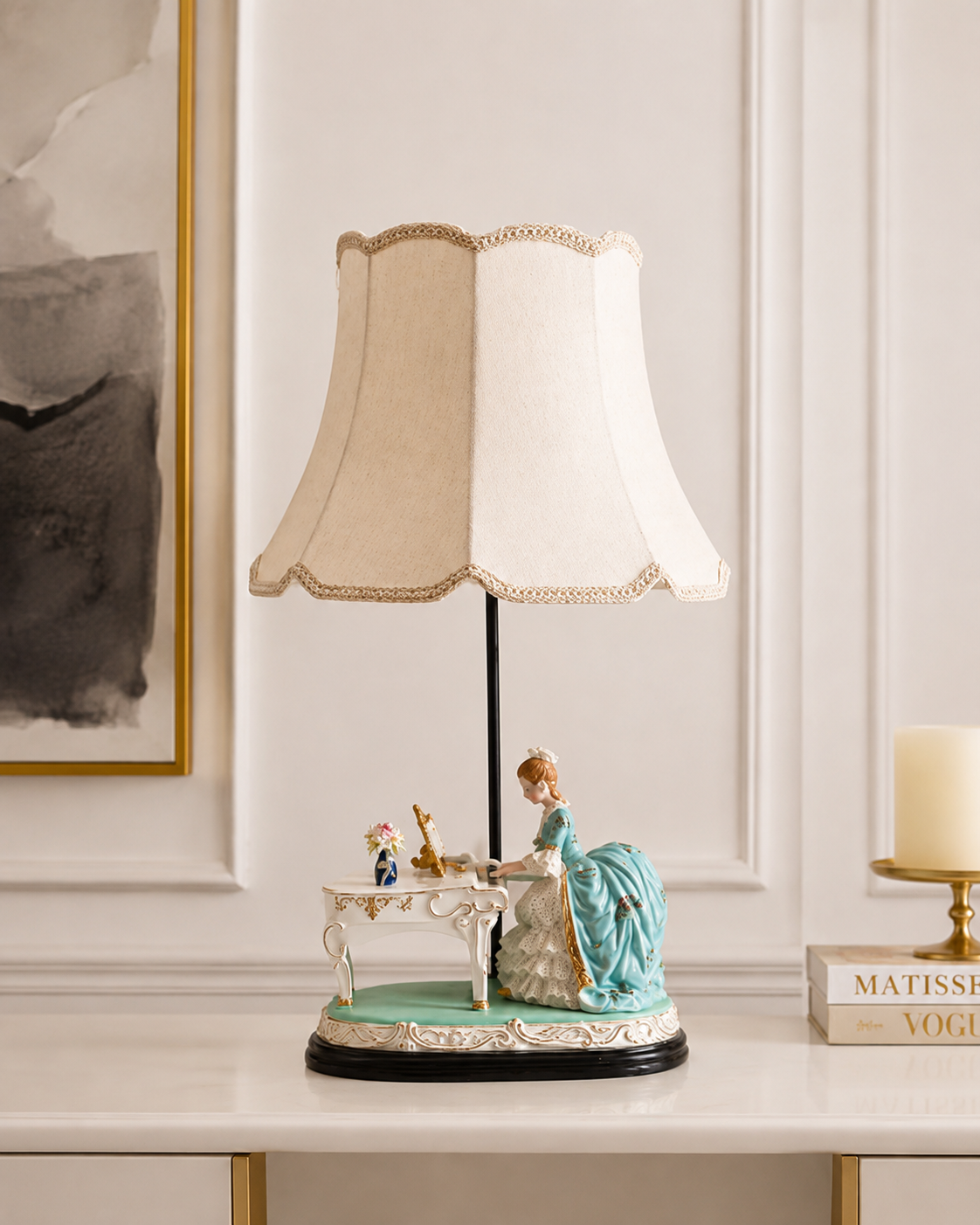 The Antoinette’s Reverie Porcelain Figurine Lamp 