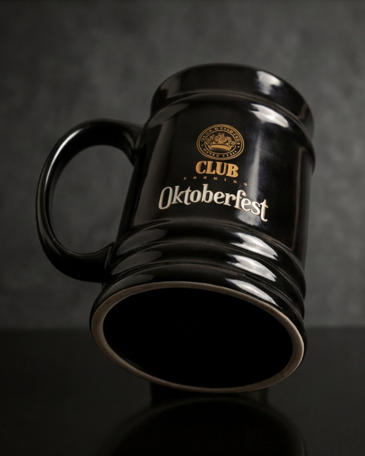 Oktoberfest Club Beer Mug - Black 
