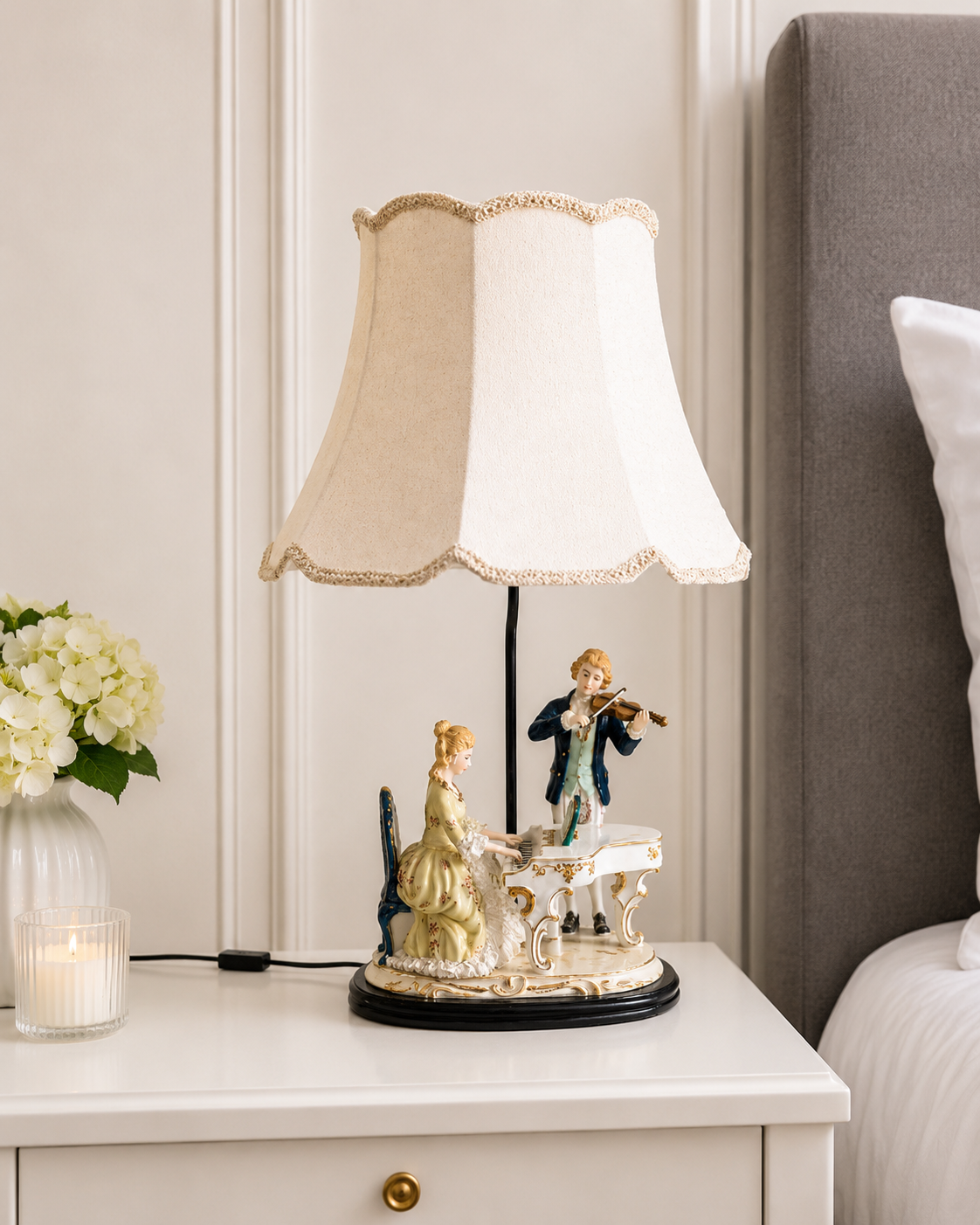 Couple  Musical Duet Porcelain Figurine Lamp 
