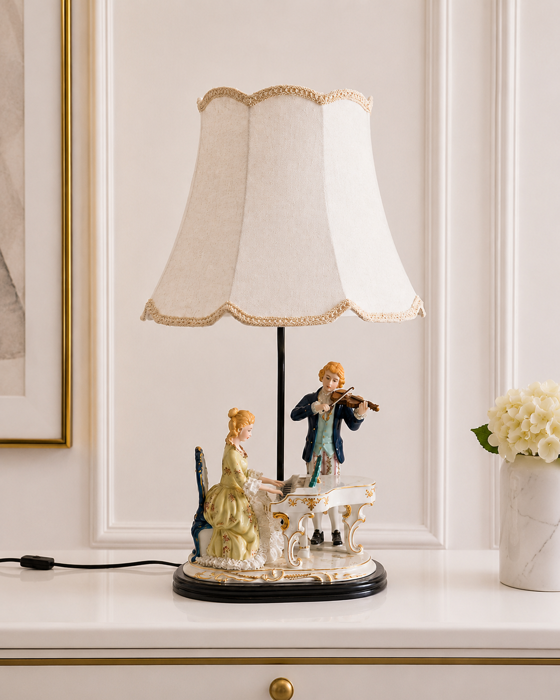 Couple  Musical Duet Porcelain Figurine Lamp 
