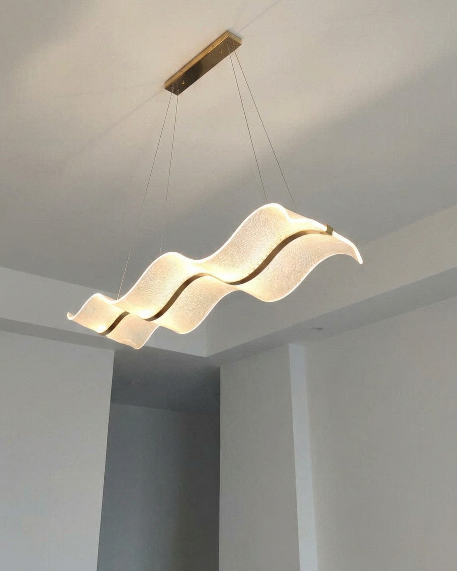 Lumora Wave Crest Chandelier 