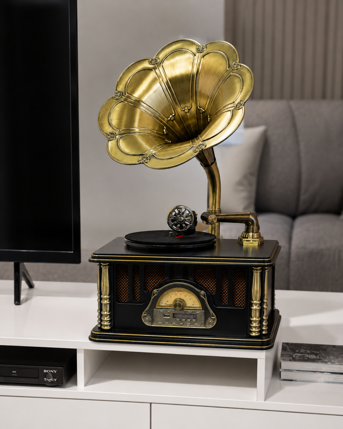 Antique Royale Horn Gramophone 