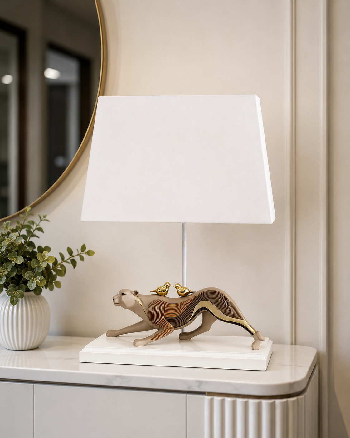 Leaping Leopard Table Lamp 