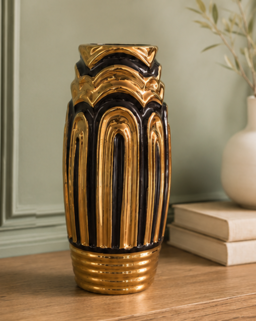 Golden Eclipse Vase 