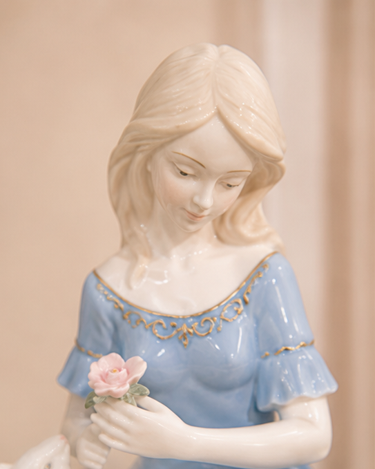 Victorian Lady - Fine Porcelain Figurine