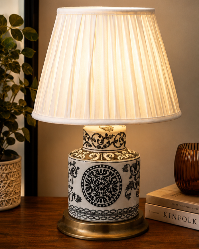 Monochrome Heritage Table Lamp 
