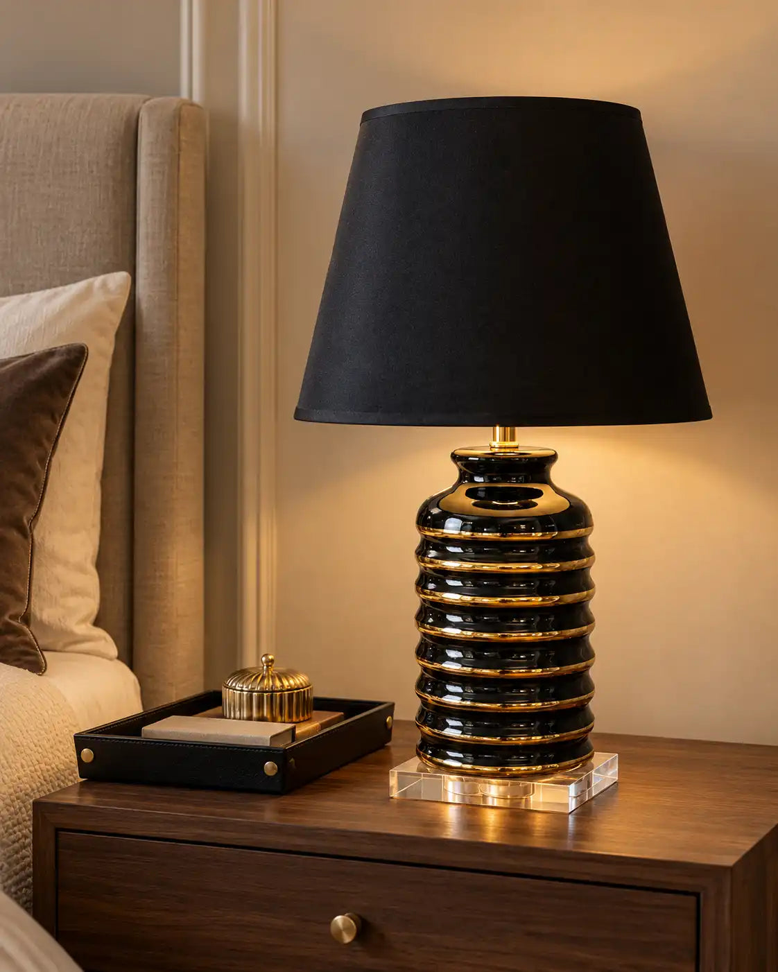Onyx Ribbed Elegance Table Lamp