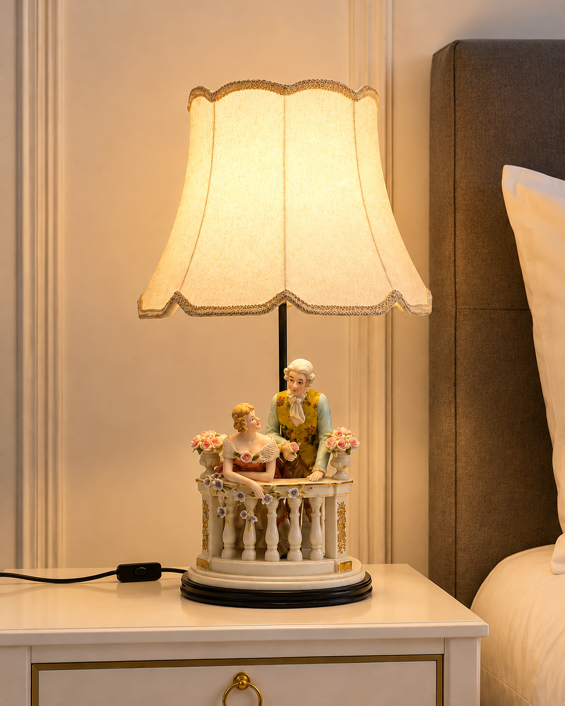 Balcony Romance Porcelain Figurine Lamp 