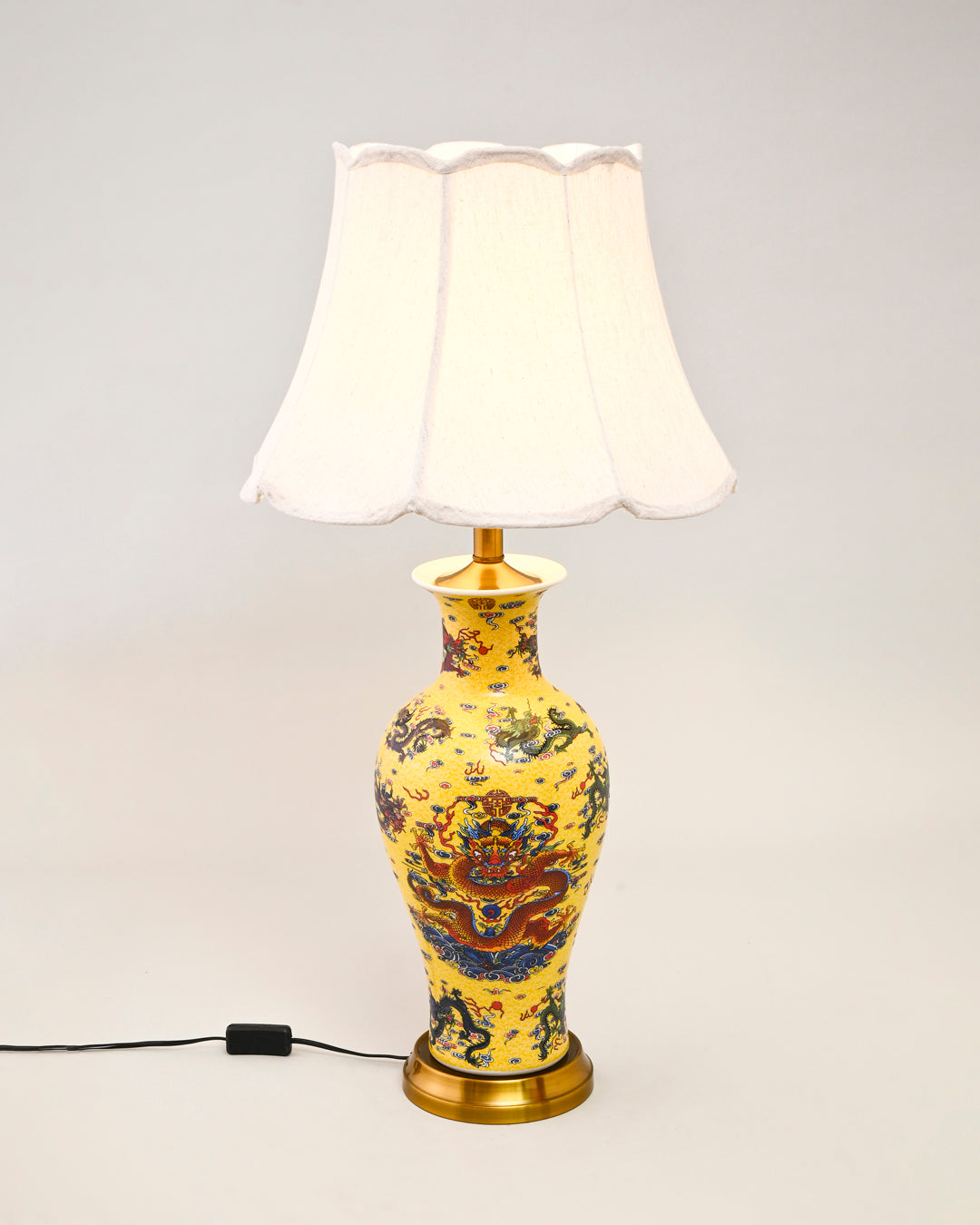 Dragon Motifs Symbolizing Ceramic Table Lamp 