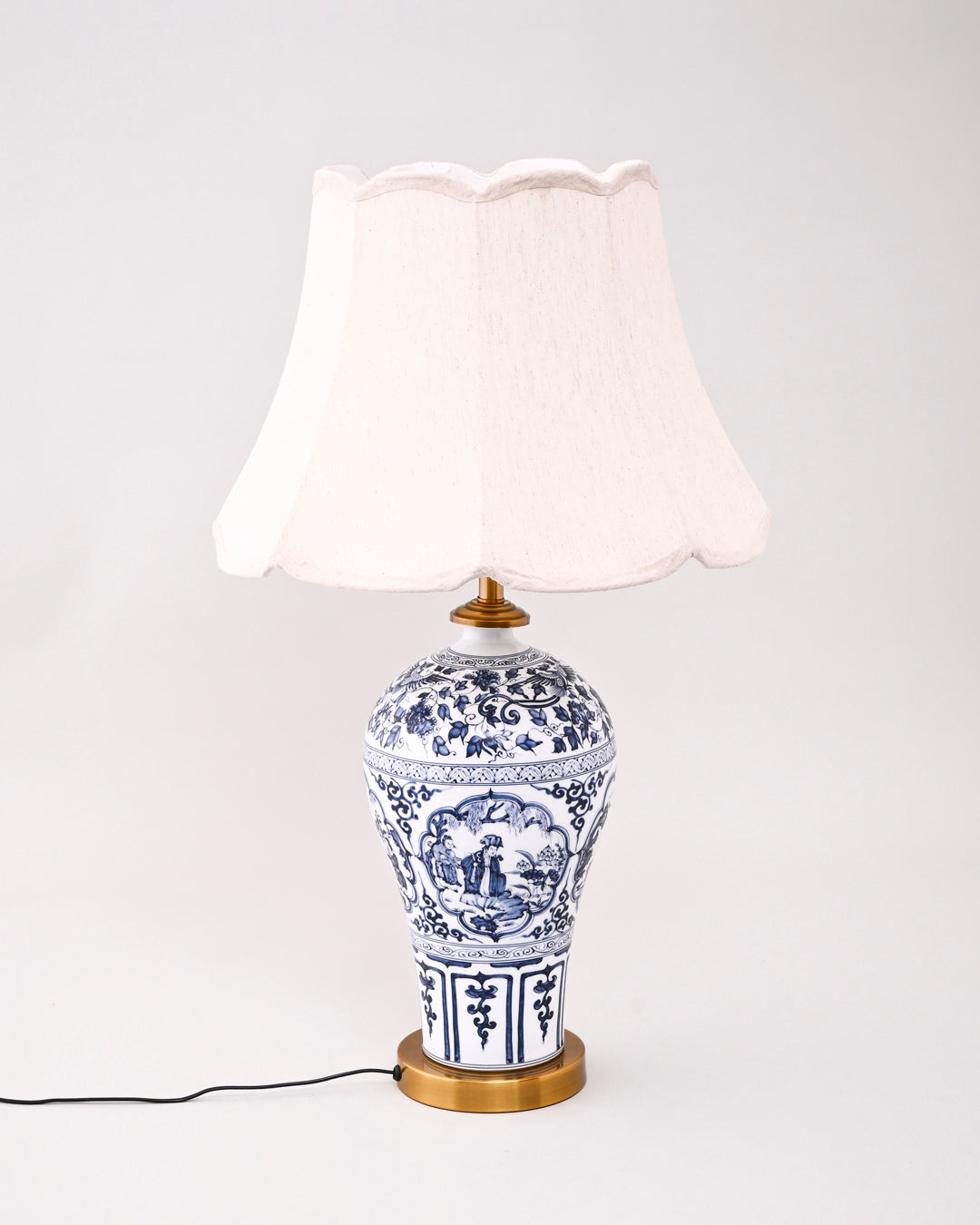 Courtly Scene Blue & White Porcelain Table Lamp 