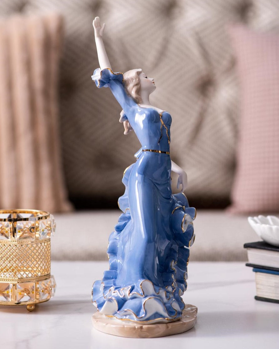Victorian Lady - Fine Porcelain Figurine 