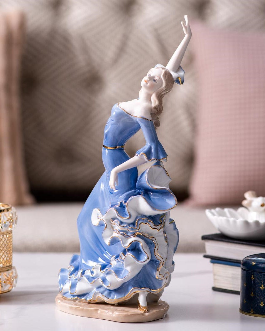 Victorian Lady - Fine Porcelain Figurine 