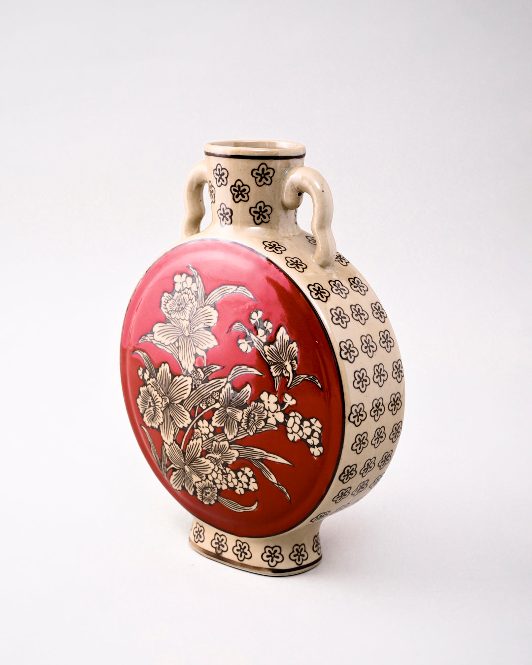 Scarlet Blossom Moon Vase 