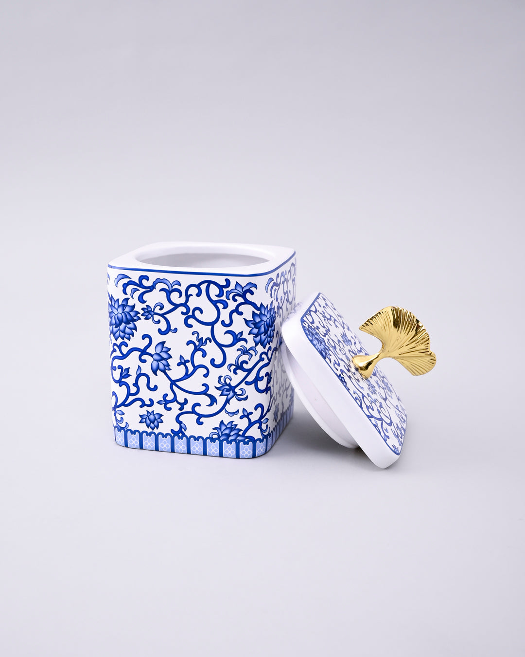 Blue & White Storage Jar With Ginkgo Lid - Set Of 3 