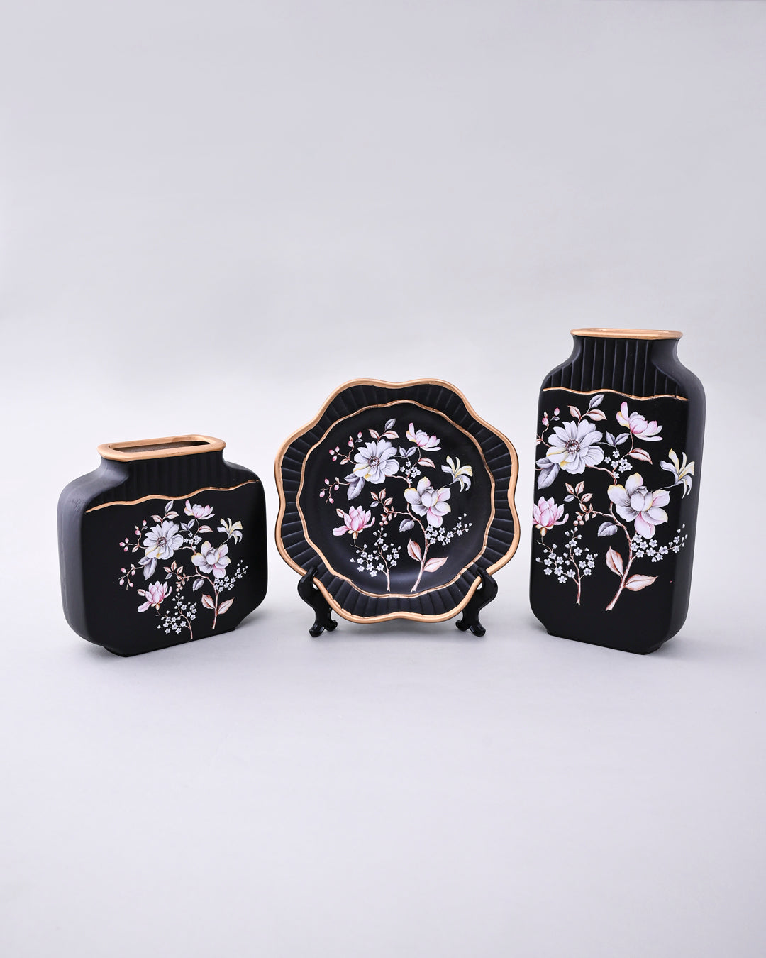 Exquisite Decorative Vase & Plate - Set of 3 