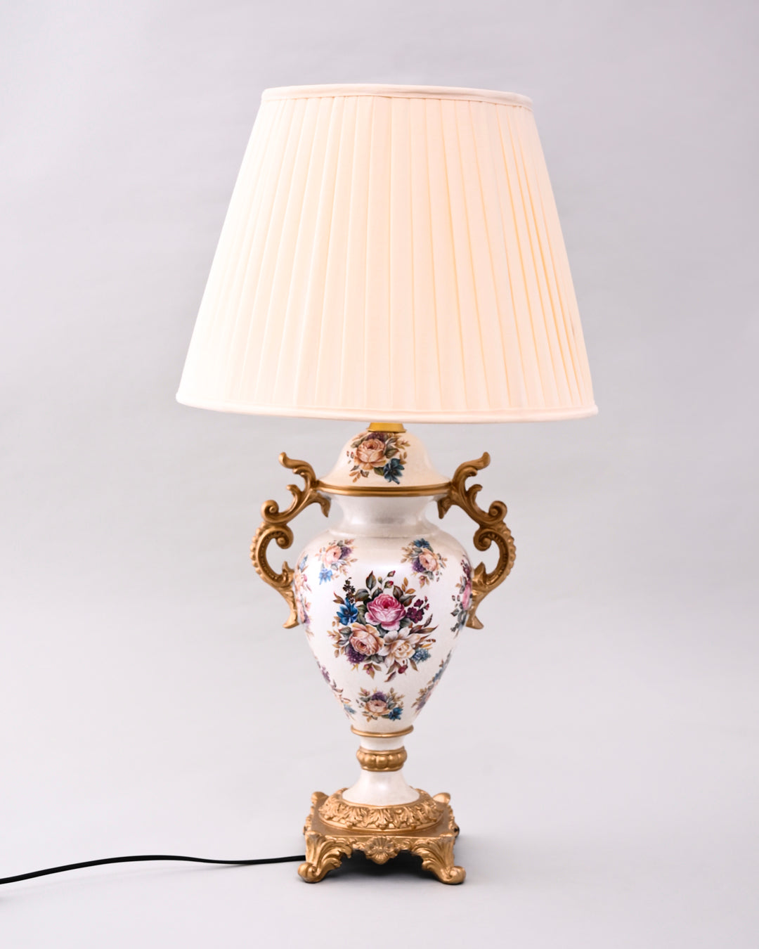 Royal Blossom Vintage Table Lamp 