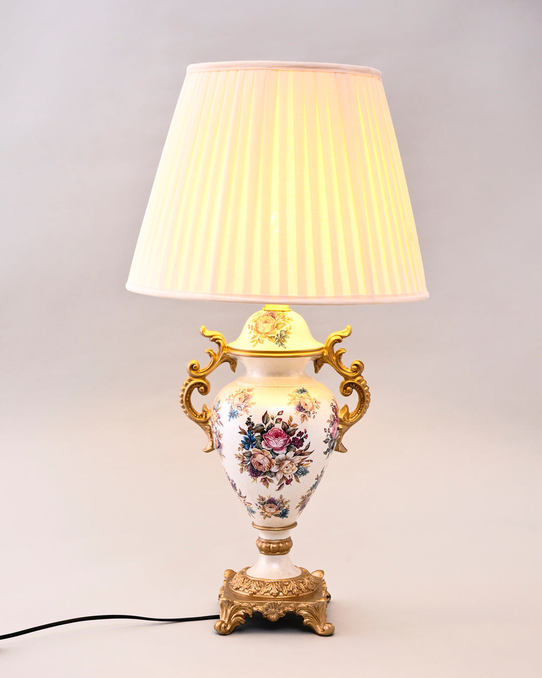 Royal Blossom Vintage Table Lamp 