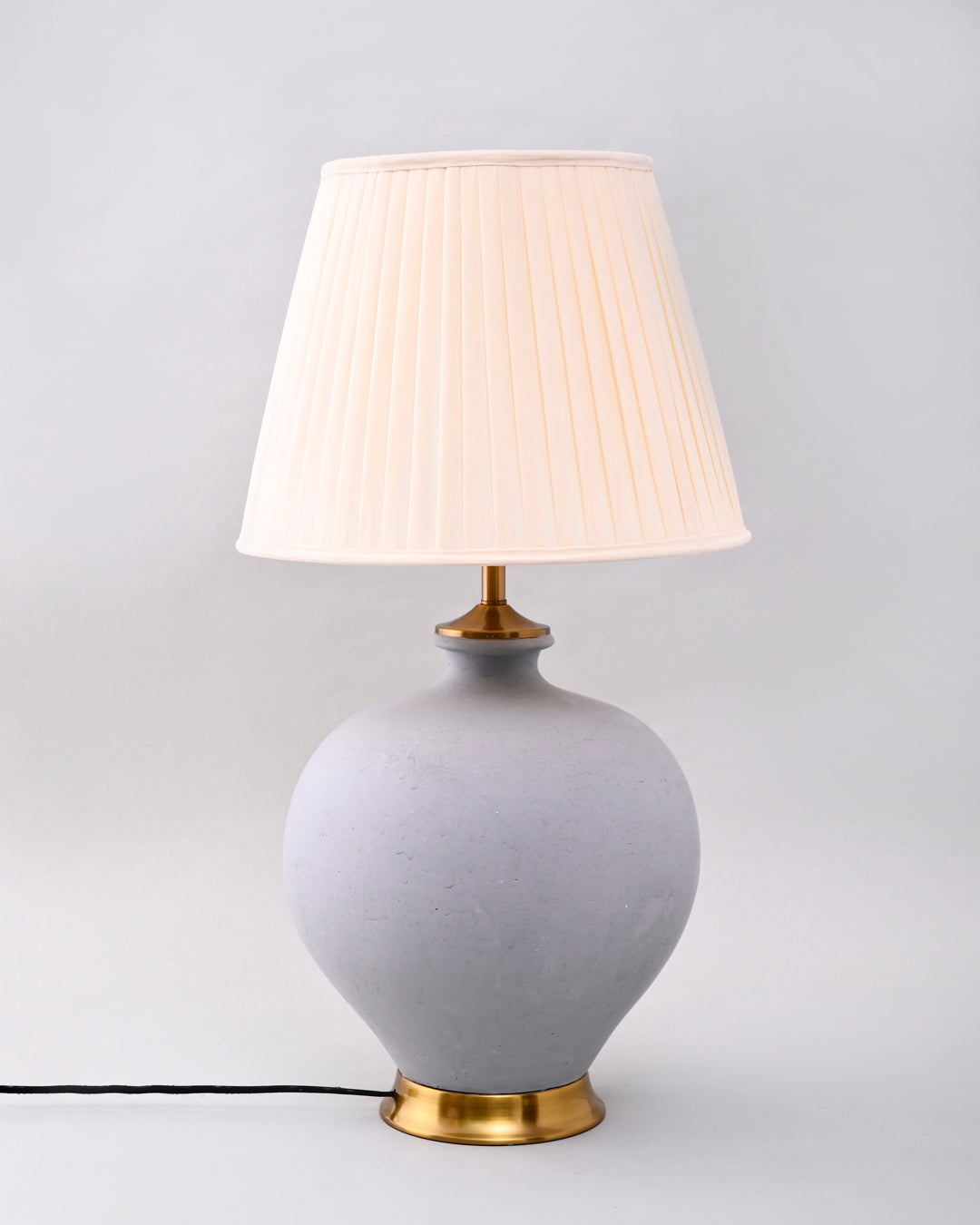 Luna Ivory Table Lamp 