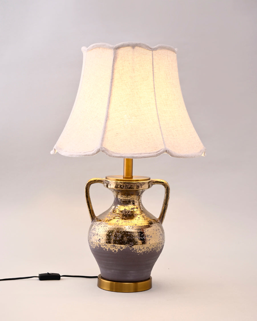 Vintage Aureum Urn Table Lamp 
