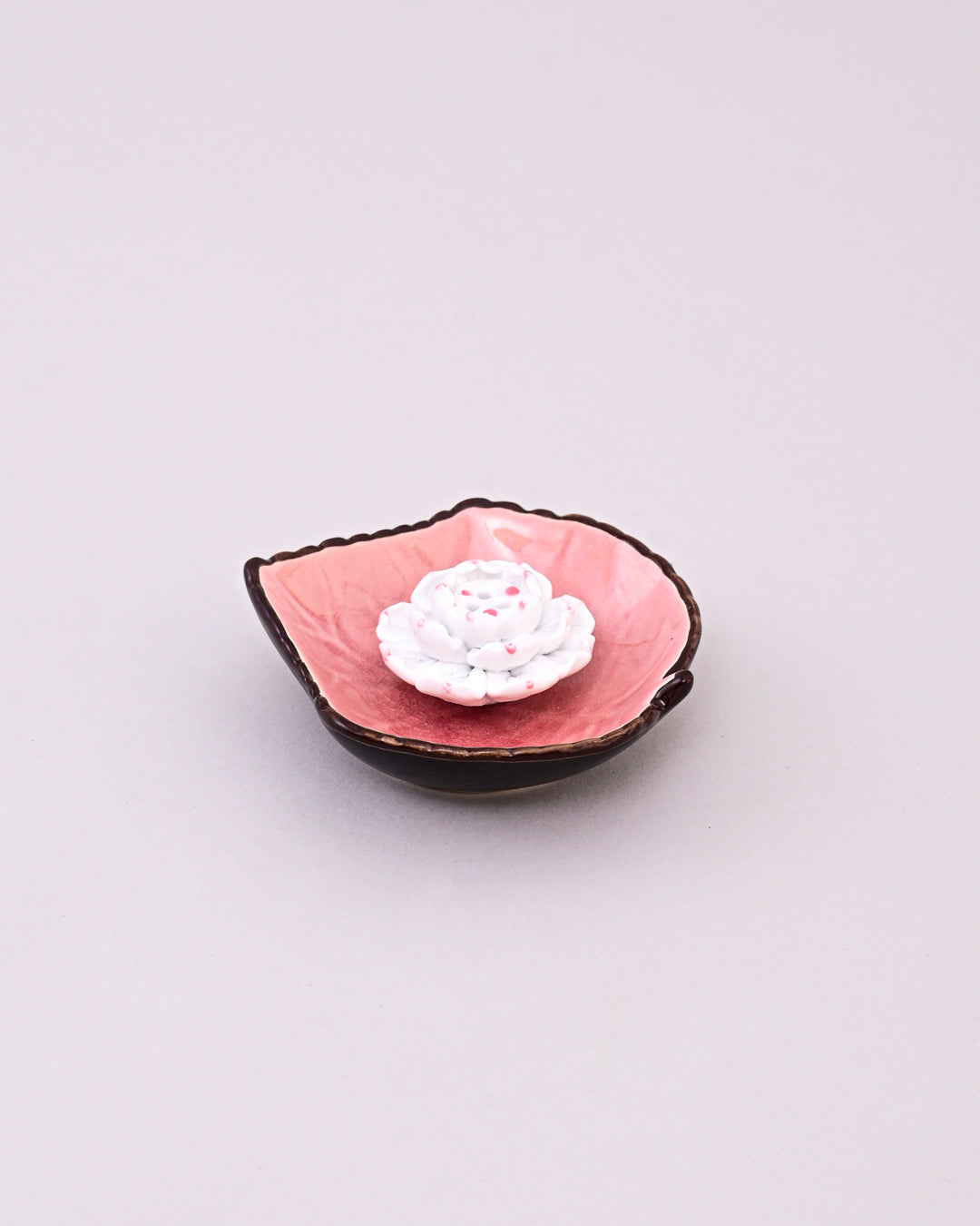 Blossom Serenity Incense Holder - White Flower 