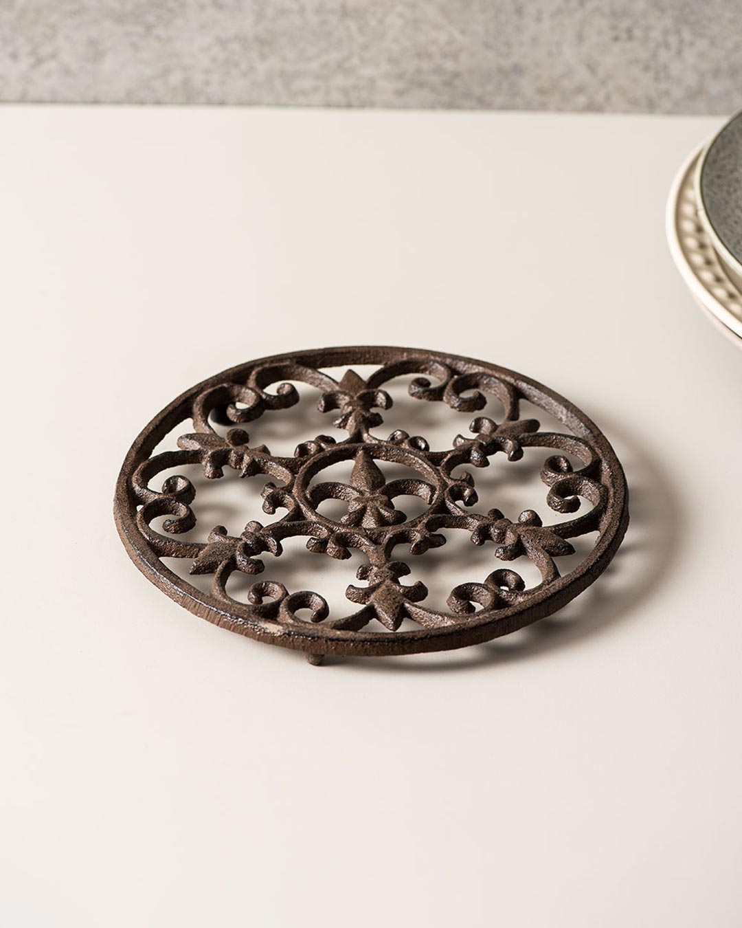 Round Cast Iron Trivet - The Decor Kart 