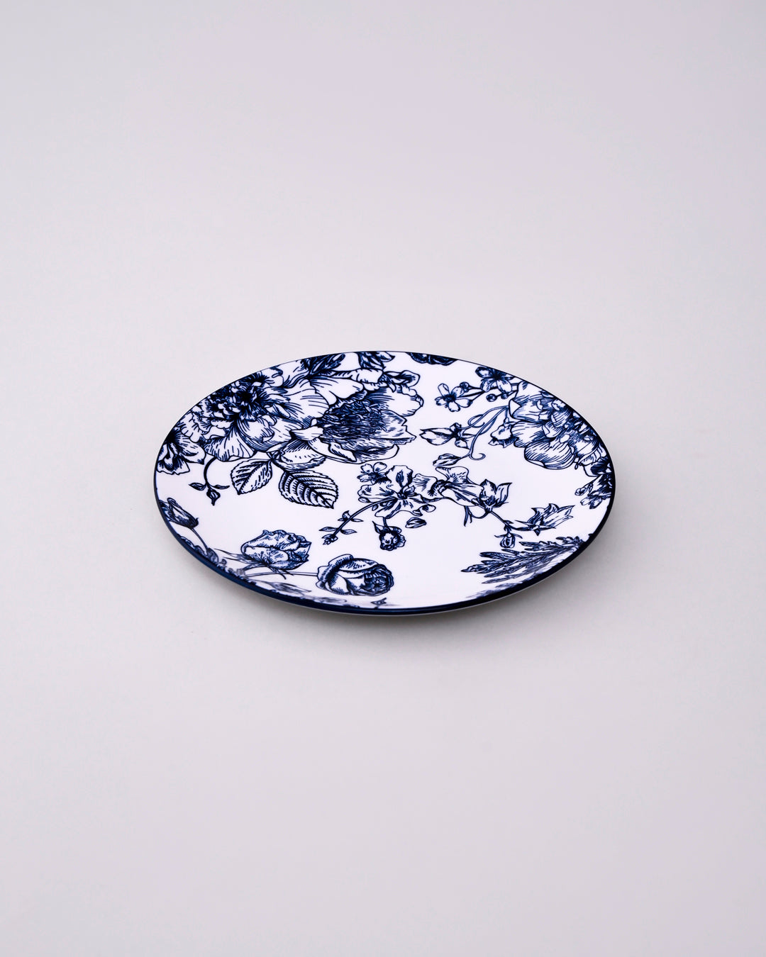 Midnight Indigo Floral 24-Piece Porcelain Dinnerware Set 