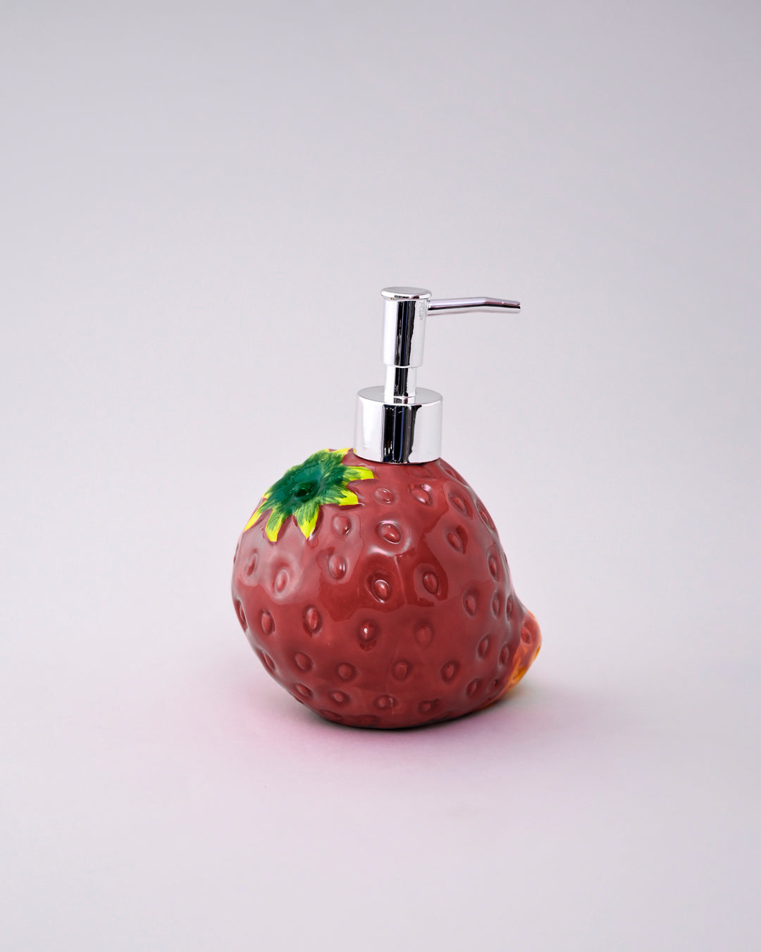 Strawberry Ceramic Sope Dispoance 