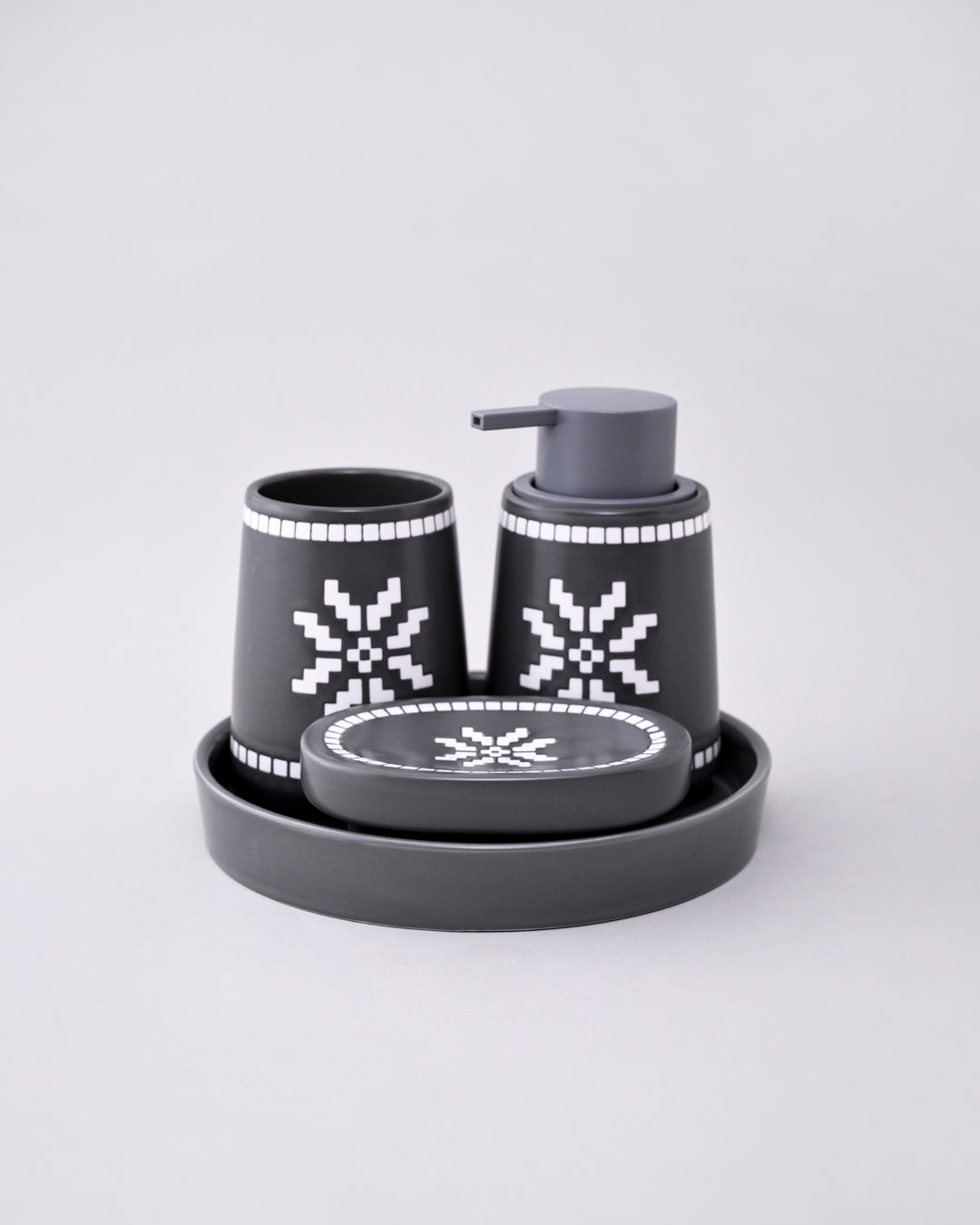 Monochrome Mosaic 4-Piece Bath Set - Grey 