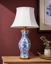 Serenade of the Scholar Table Lamp