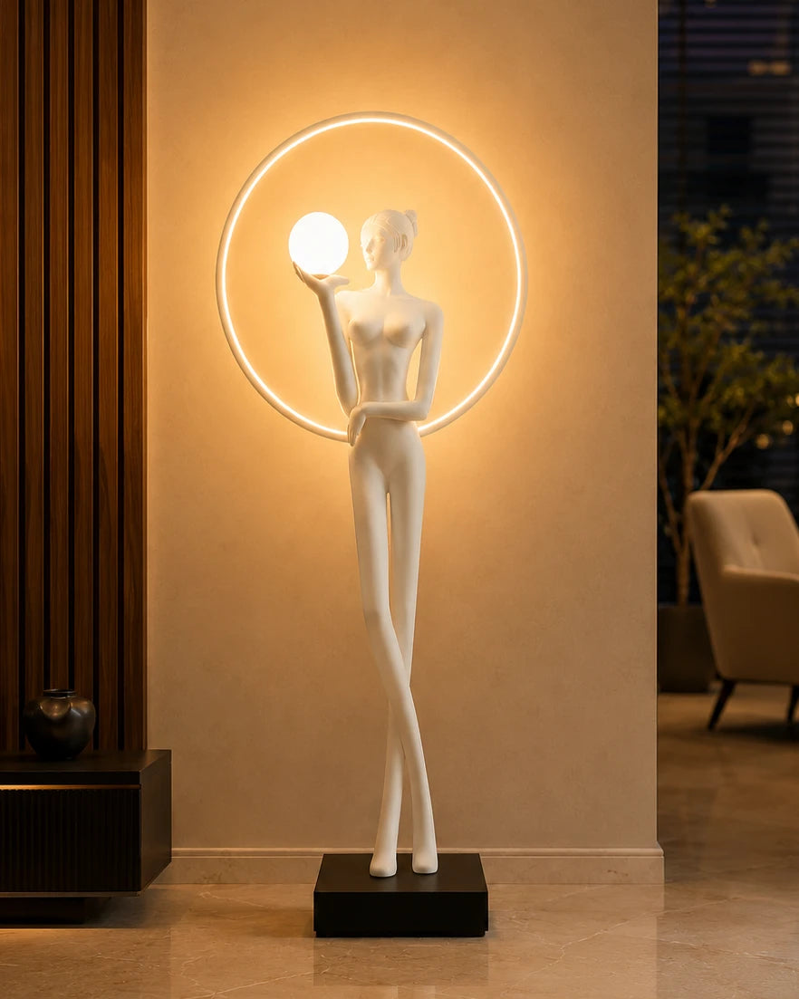 Lady Figurine Floor lamp - White 