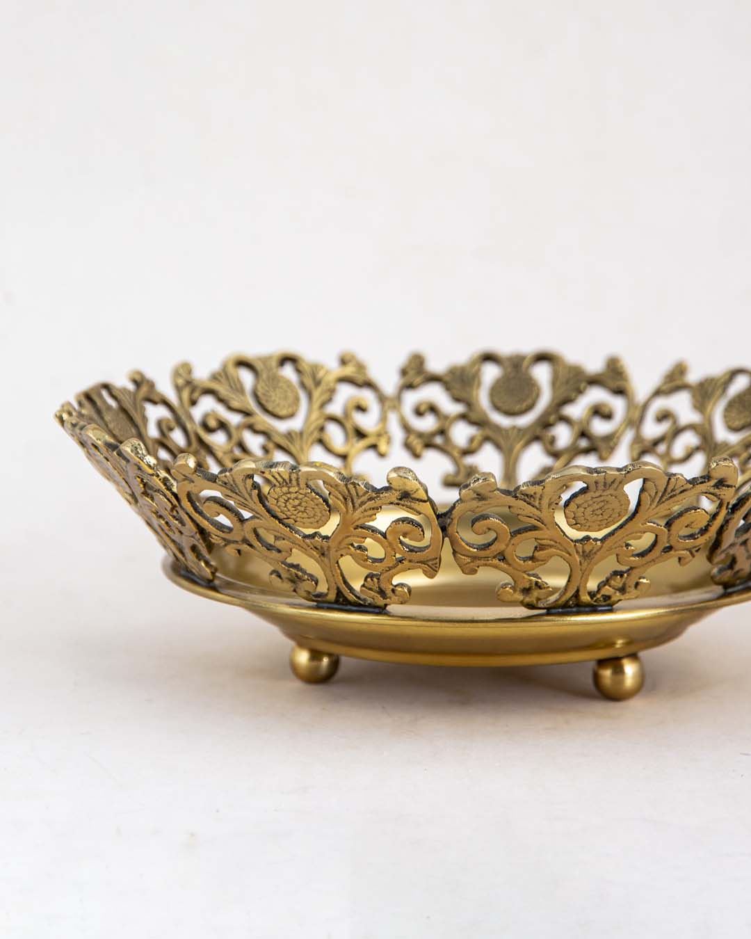 Embroidered Flower Rim Urli Bowl - 8.5" 