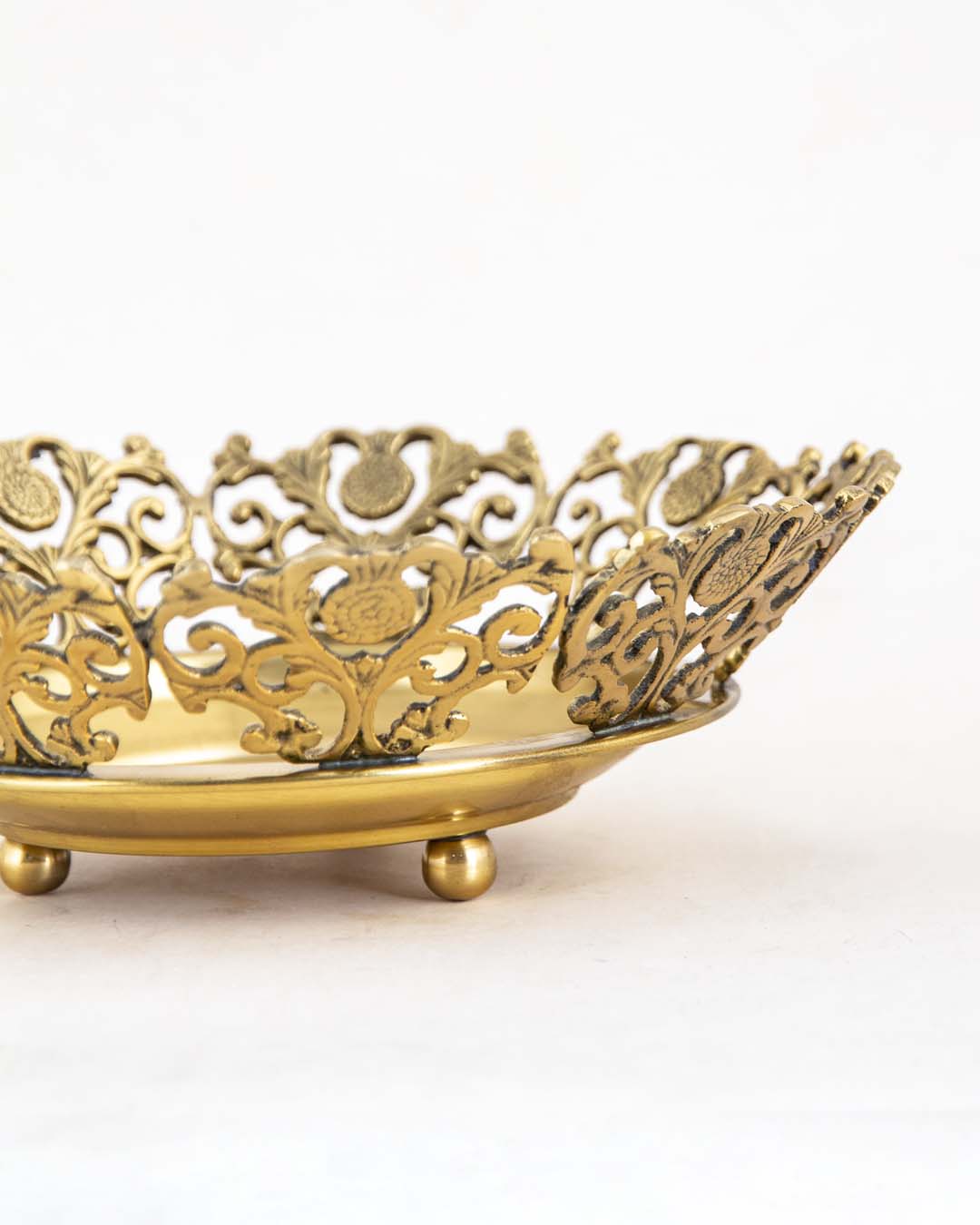 Embroidered Flower Rim Urli Bowl - 8.5" 