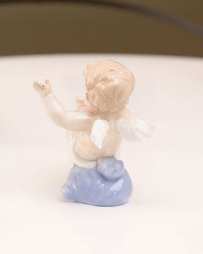 Fine Porcelain Figurine - Set of 2