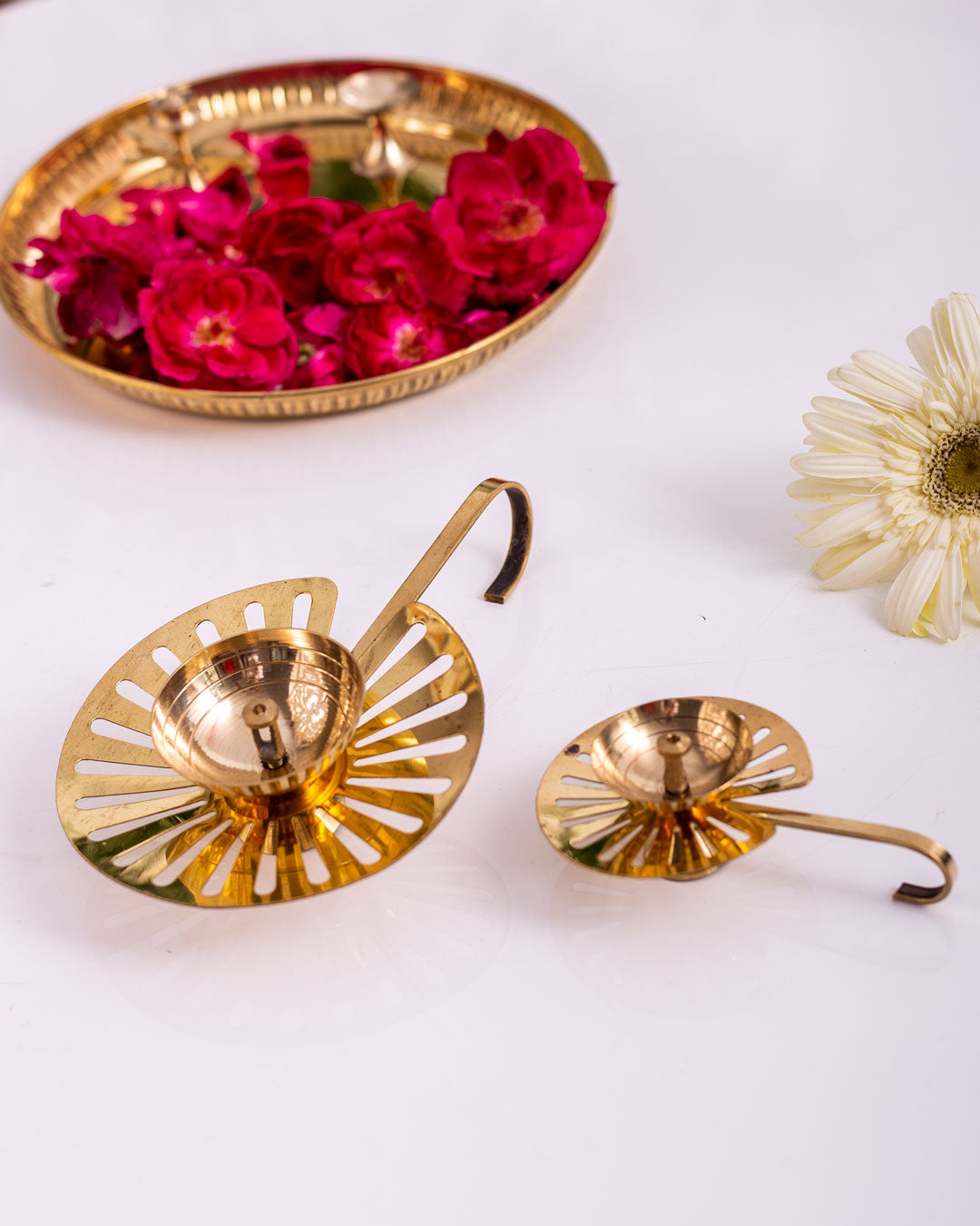 Bringing Light to Worship: Aarti Diya with Stand - Set of 2