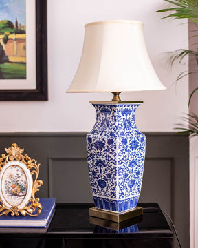 'Simons' Porcelain Vase Table Lamp