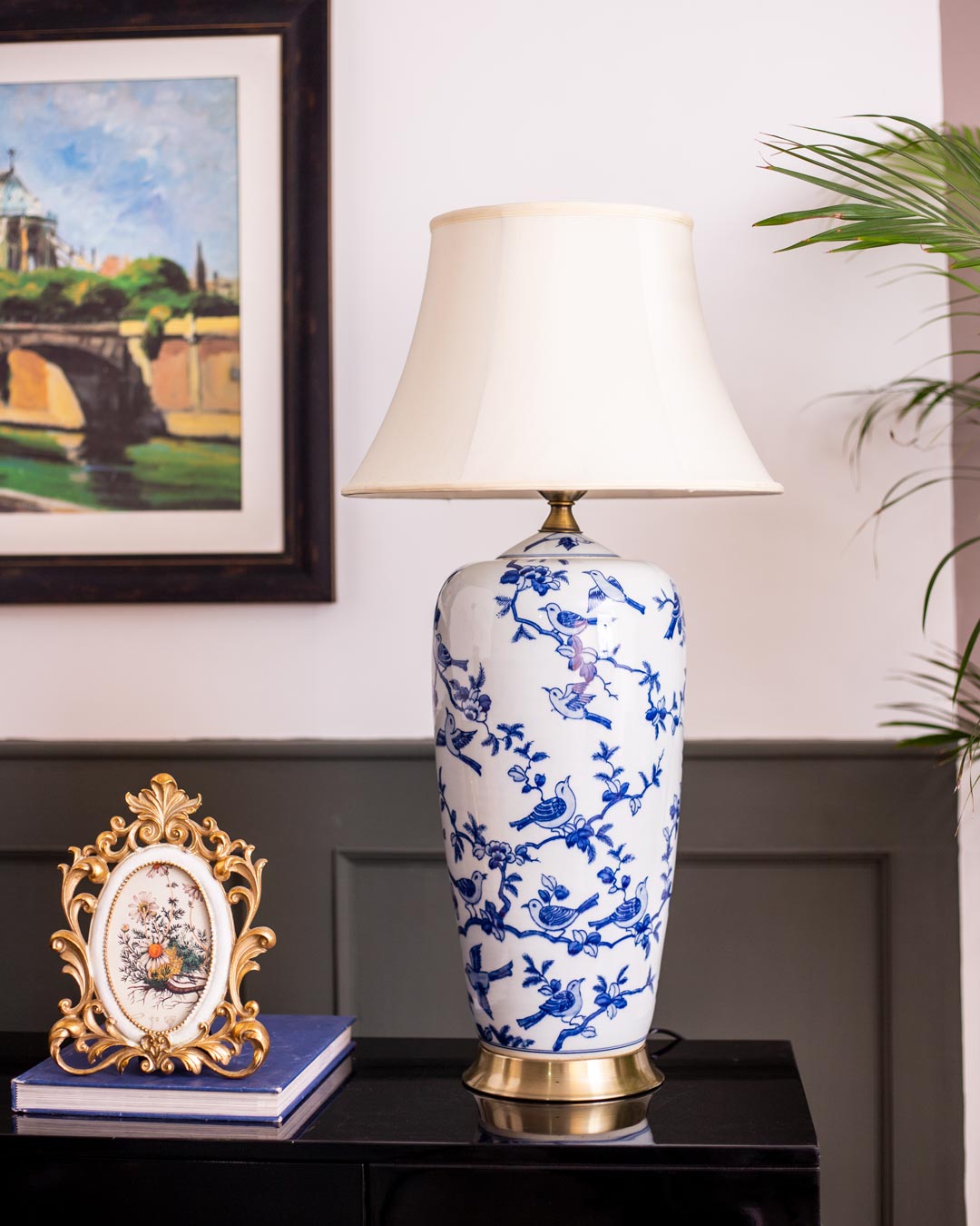 'Salvadore' Porcelain Table Lamp