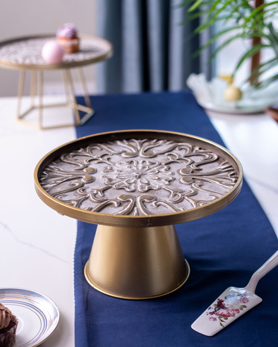 Delightful Display - Cake Stand for Every Occasion