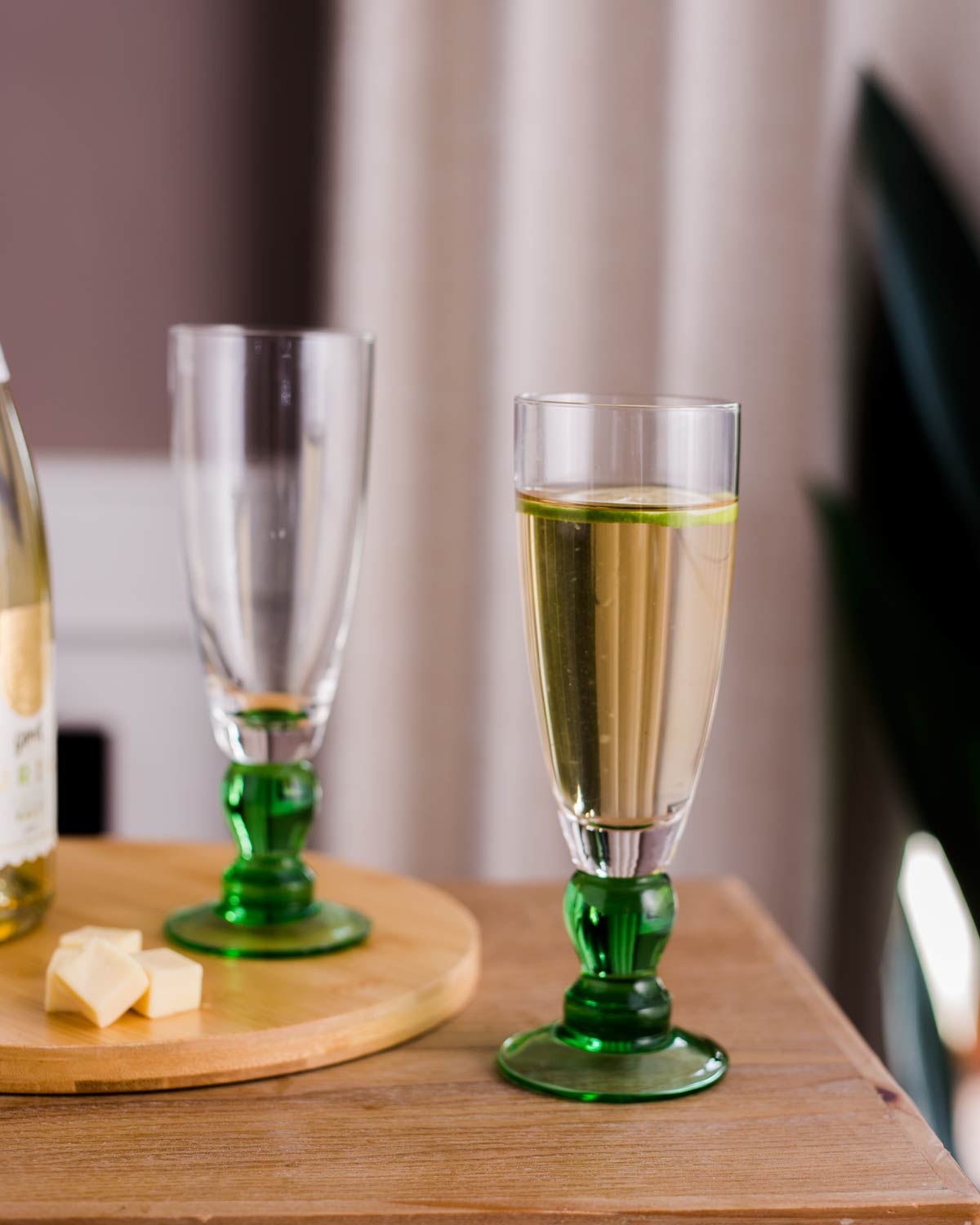 Swirl Wine Green Glasses - Set of 6