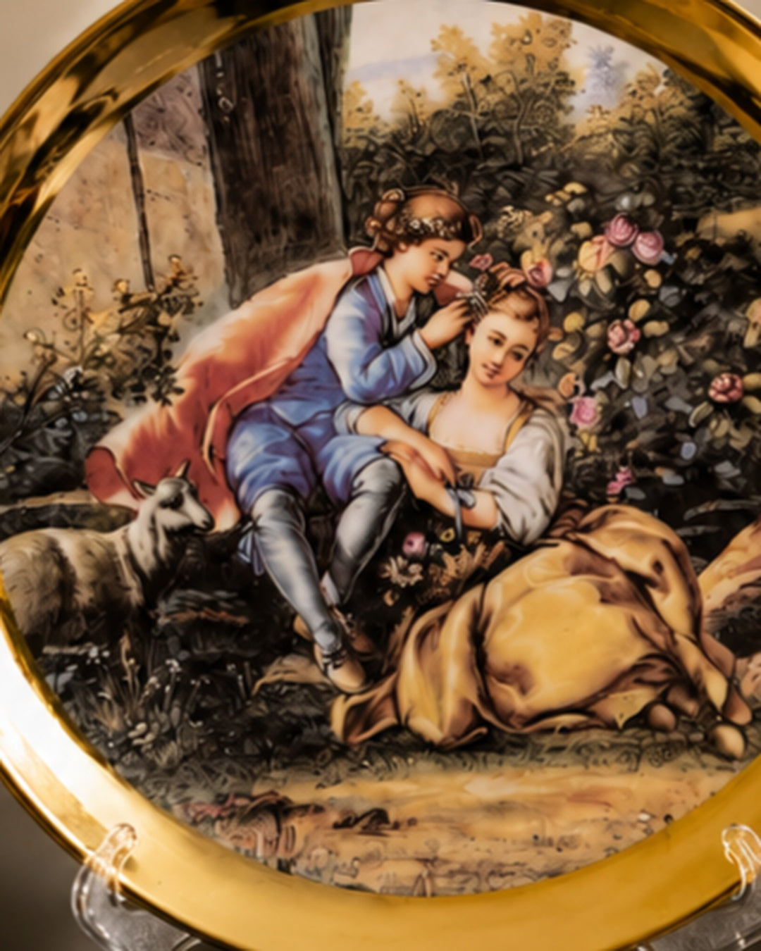 Victorian Elegance Golden Rim Decorative Plates - 27 CM 