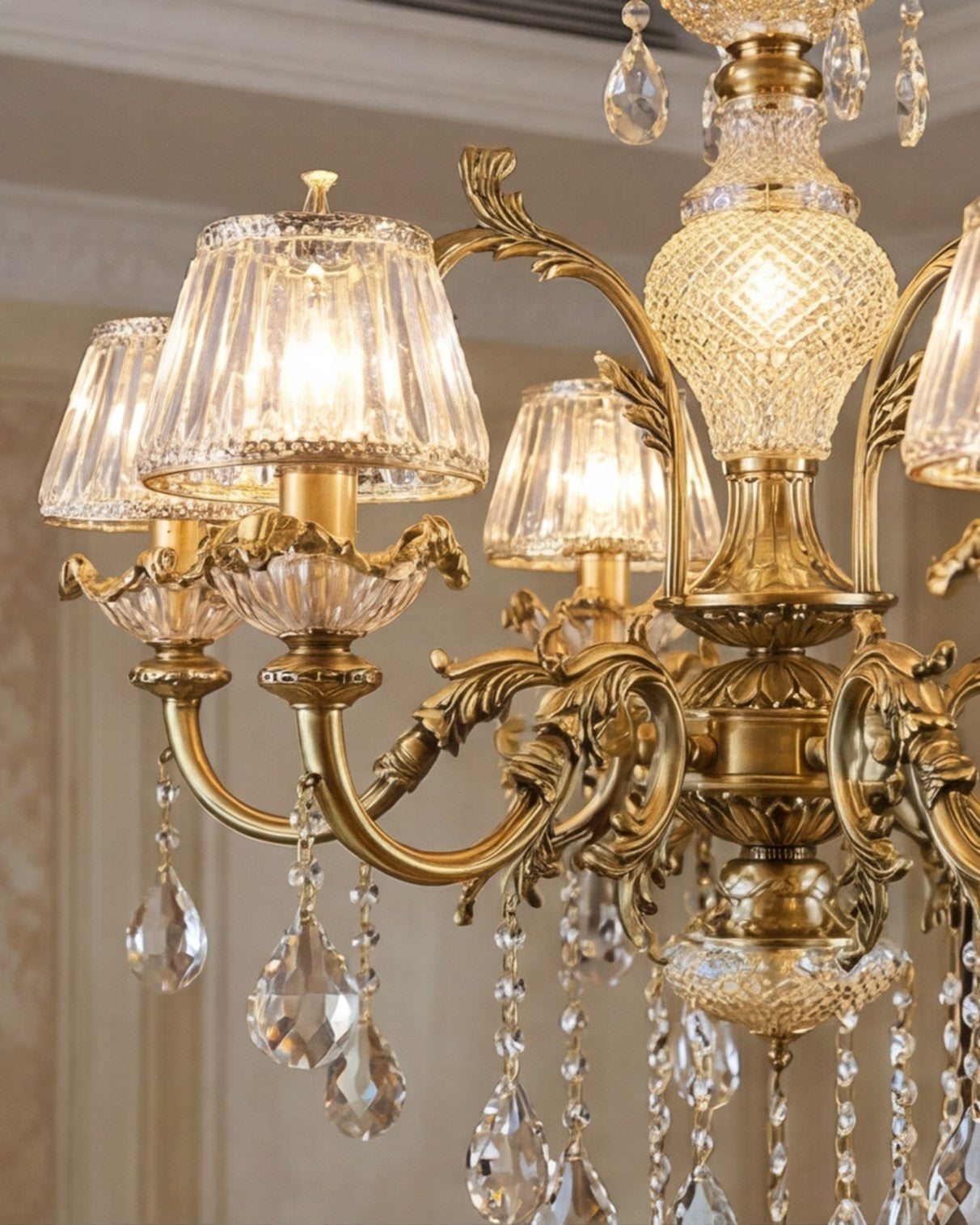 Regent Aurelia Heritage Chandelier - 8 Blub 